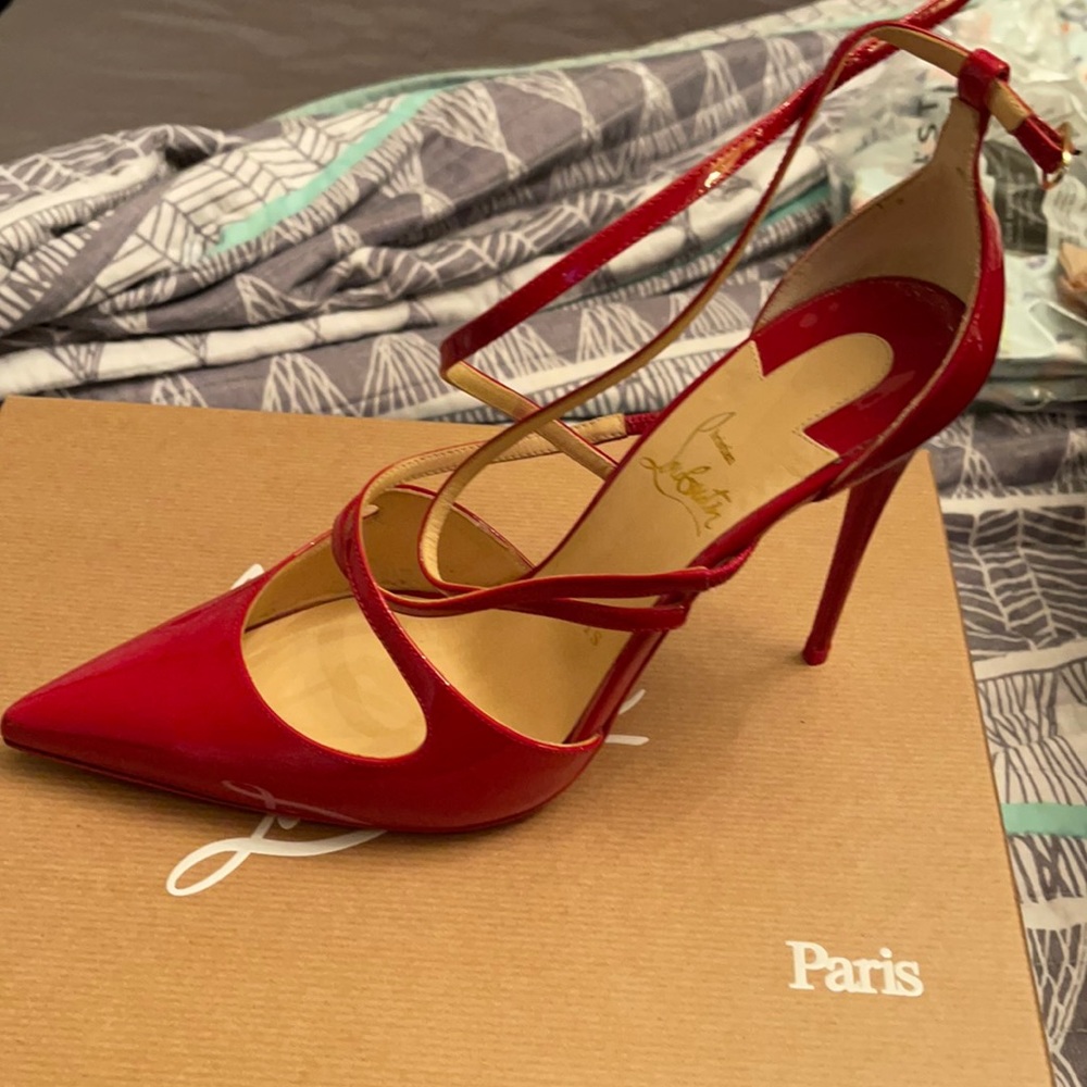 Christian Louboutin! Size 39.5